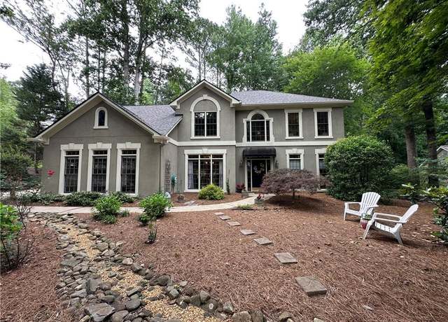 Property at 3962 Fox Glen Dr, Woodstock, GA 30189, 4 beds, 2.5 baths