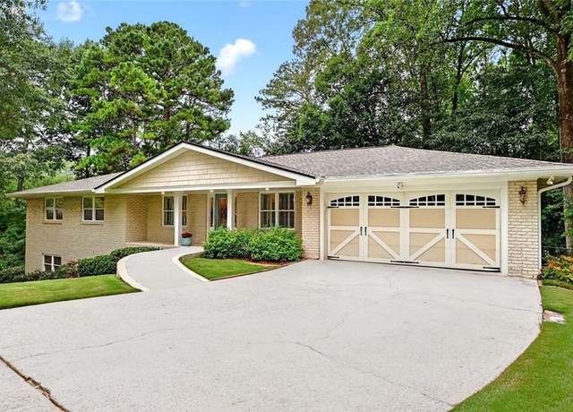 Property at 1684 Deerfield Cir, Decatur, GA 30033, 5 beds, 3 baths