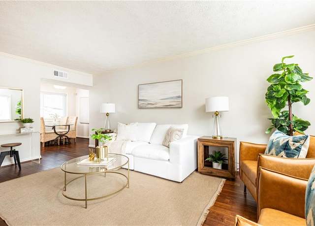 Property at 100 Biscayne Dr NW #4, Atlanta, GA 30309, 1 bed, 1 bath