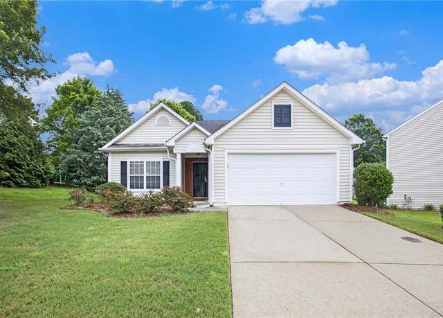 Property at 7057 Silver Bend Ovrlk, Austell, GA 30168, 3 beds, 2 baths
