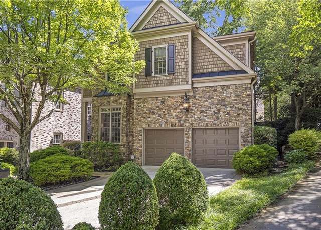 Property at 44 Conifer Park Ln NE, Atlanta, GA 30342, 4 beds, 3.5 baths