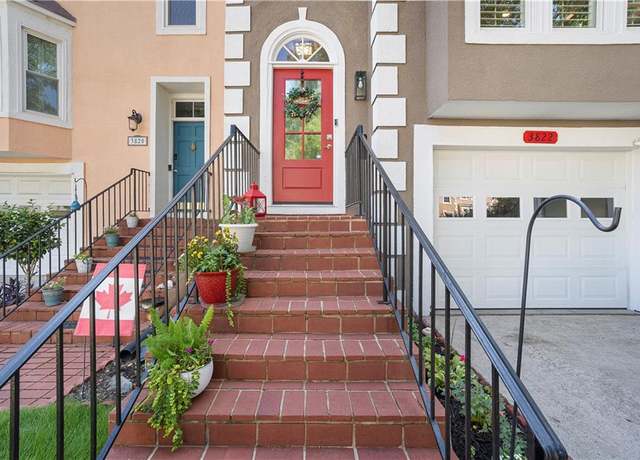 Property at 3822 Meeting St, Duluth, GA 30096, 3 beds, 3.5 baths