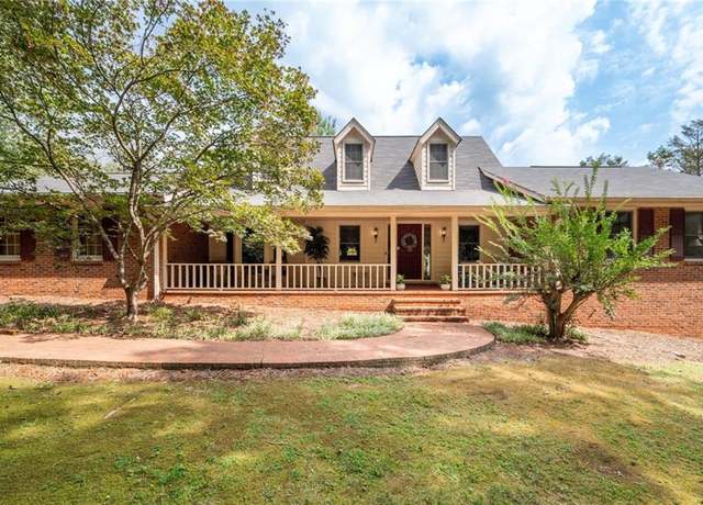 Property at 1827 Lost Mountain Rd, Powder Springs, GA 30127, 4 beds, 4 baths
