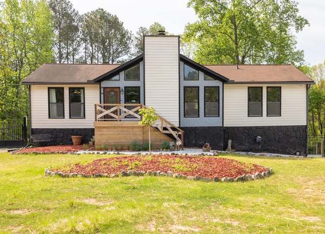 Property at 2619 Kellogg Creek Rd, Acworth, GA 30102, 3 beds, 2 baths