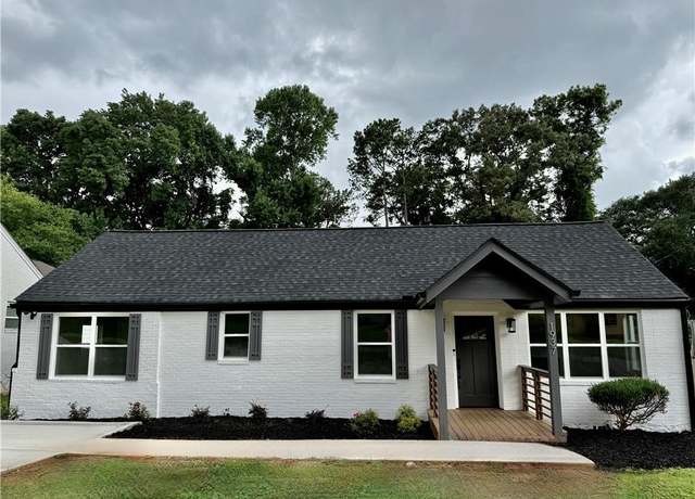 Property at 1937 Don Juan Ln, Decatur, GA 30032, 4 beds, 2.5 baths