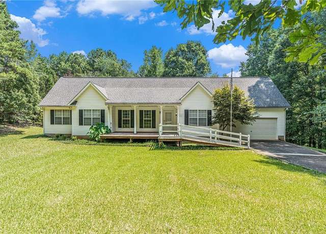 Property at 817 New Hope Rd, Mcdonough, GA 30252, 3 beds, 2 baths