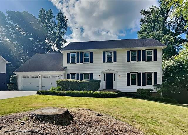 Property at 4704 Arrowhead Trl SW, Lilburn, GA 30047, 4 beds, 2.5 baths
