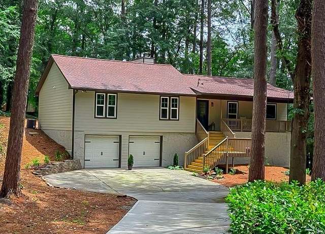 Property at 641 Charing Cross Dr, Marietta, GA 30066, 3 beds, 2 baths