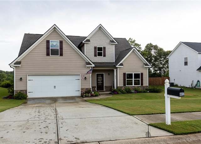 Property at 4417 Barefoot Run, Gainesville, GA 30506, 3 beds, 3.5 baths