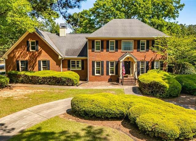 Property at 403 Audubon Cir, Griffin, GA 30223, 4 beds, 4 baths