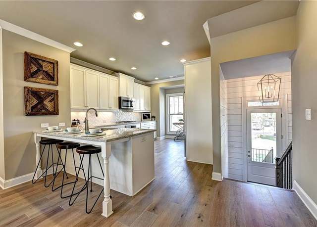 Property at 2782 Evanshire Ave #107, Duluth, GA 30096, 3 beds, 3.5 baths