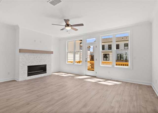 Property at 2782 Evanshire Ave #107, Duluth, GA 30096, 3 beds, 3.5 baths