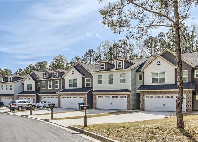 Property at 7805 Rock Rose Ln, Fairburn, GA 30213, 3 beds, 2.5 baths