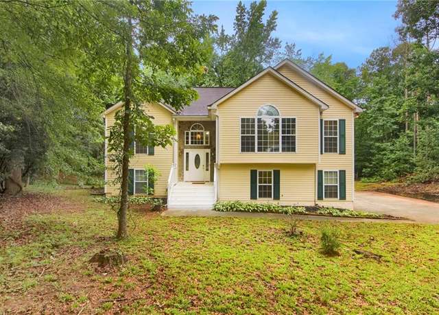 Property at 5355 Brookshire Ct, Douglasville, GA 30135, 4 beds, 3 baths