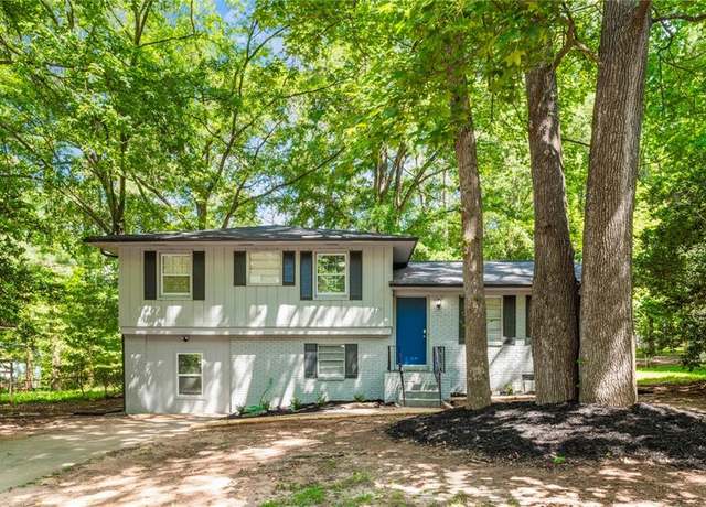 Property at 271 Leafwood Ln, Riverdale, GA 30274, 9 beds, 3 baths