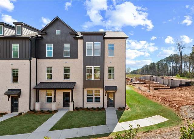 Property at 113 Daybreak Ln, Newnan, GA 30265, 4 beds, 3.5 baths