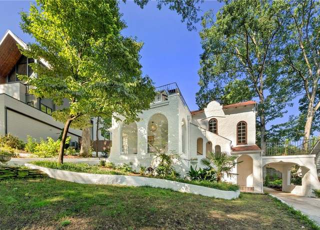 Property at 1031 Reeder Cir NE, Atlanta, GA 30306, 4 beds, 3 baths