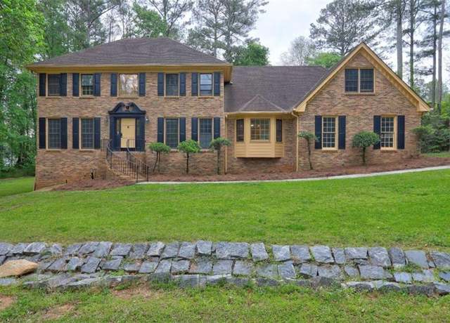 Property at 5621 Wildwood Trl, Lithonia, GA 30038, 4 beds, 4 baths