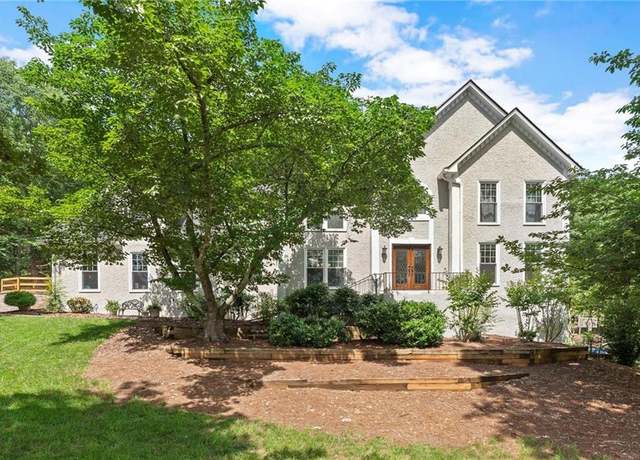 Property at 4223 N Mountain Rd NE, Marietta, GA 30066, 5 beds, 3.5 baths