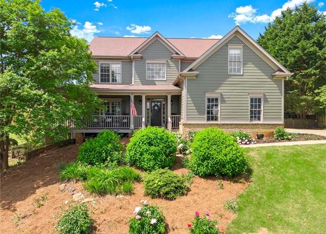 Property at 8815 Stone River Dr, Gainesville, GA 30506, 5 beds, 3.5 baths
