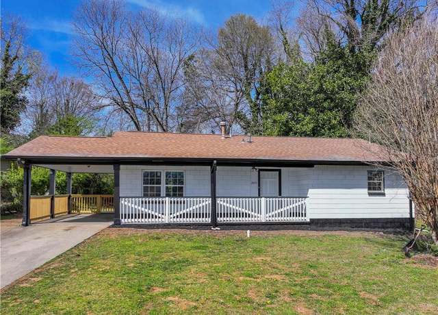 Property at 2491 Martin Luther King Jr Blvd, Gainesville, GA 30501, 3 beds, 1 bath