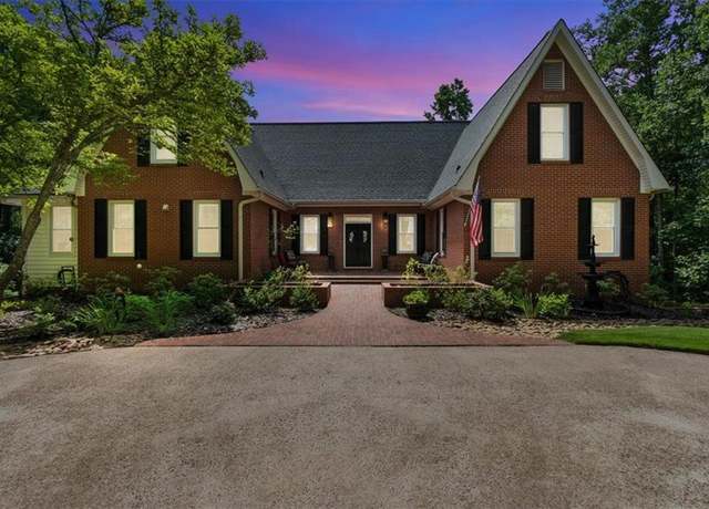 Property at 200 Waterford Falls Dr, Canton, GA 30114, 4 beds, 5.5 baths