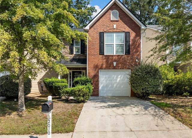 Property at 2010 Briar Creek Ct NE, Conyers, GA 30012, 3 beds, 2.5 baths
