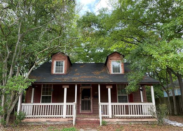 Property at 709 W Poplar St, Griffin, GA 30224, 3 beds, 1 bath