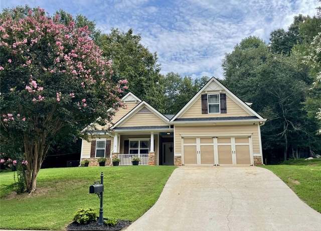 Property at 94 Acorn Ave, Talmo, GA 30575, 5 beds, 3 baths