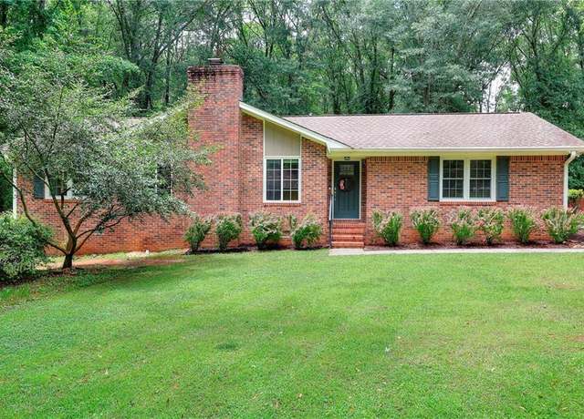 Property at 241 Lavern Ct, Winder, GA 30680, 3 beds, 2 baths