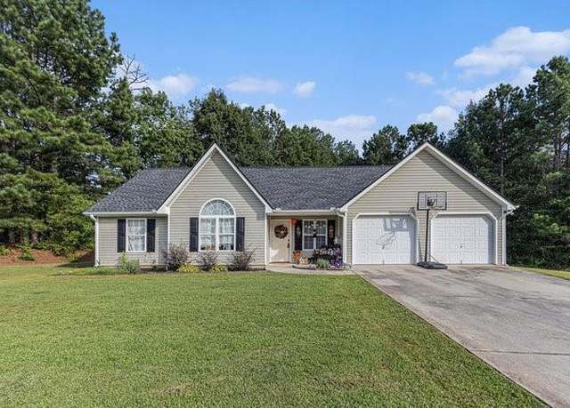 Property at 61 Fairfax Dr, Rockmart, GA 30153, 3 beds, 2 baths
