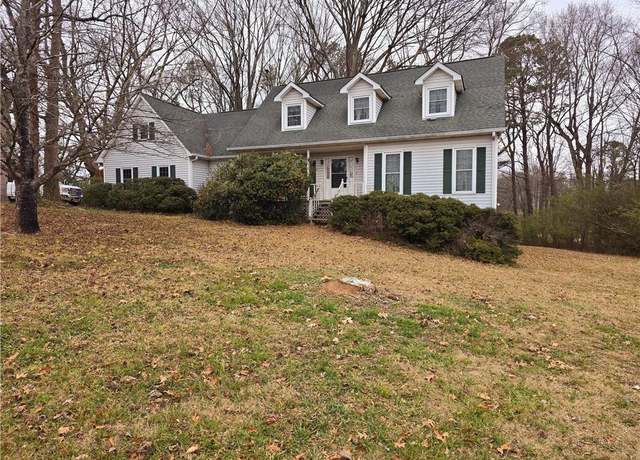 Property at 105 Pine Valley Rd, Hiram, GA 30141, 3 beds, 2.5 baths