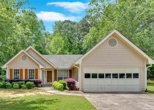 Property at 3663 Homewood Trl, Powder Springs, GA 30127, 4 beds, 2 baths