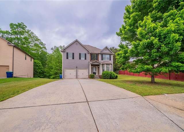 Property at 535 Pierpoint Dr, Atlanta, GA 30331, 3 beds, 2.5 baths