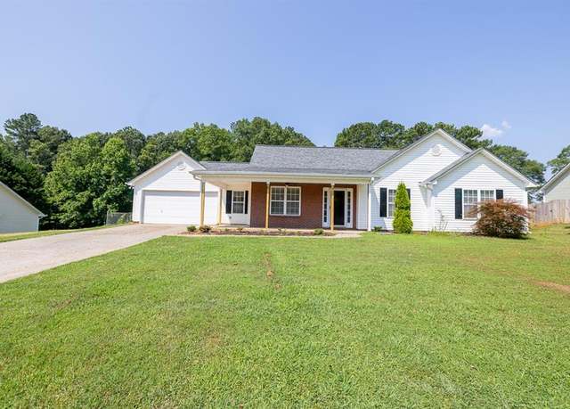 Property at 1235 Dale Dr, Monroe, GA 30656, 3 beds, 2 baths