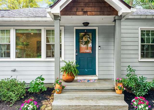 Property at 372 Ashburton Ave SE, Atlanta, GA 30317, 4 beds, 3 baths