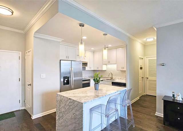 Property at 3060 Pharr Court North NW #719, Atlanta, GA 30305, 1 bed, 1 bath