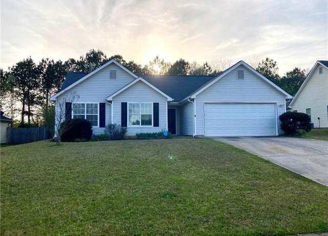 Property at 1051 Foxchase Dr, Mcdonough, GA 30253, 3 beds, 2 baths