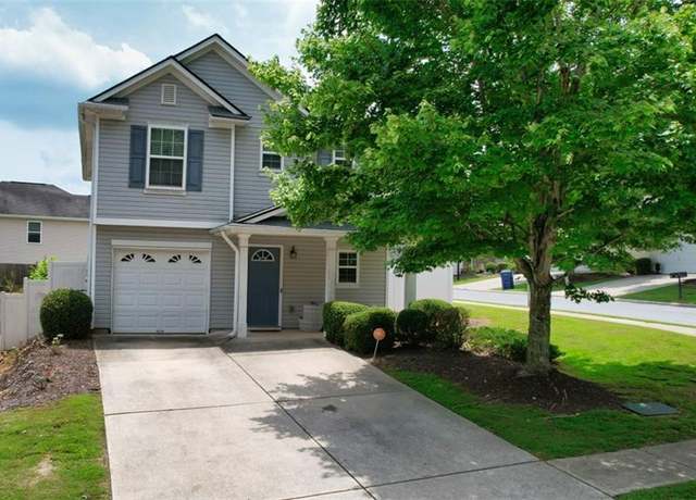Property at 400 Silver Spring St, Dallas, GA 30157, 3 beds, 2.5 baths