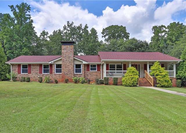 Property at 4985 SW Fox Forest Dr SW SW, Lilburn, GA 30047, 3 beds, 2 baths
