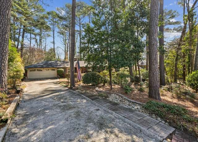Property at 1267 Arborvista Dr NE, Atlanta, GA 30329, 3 beds, 2 baths