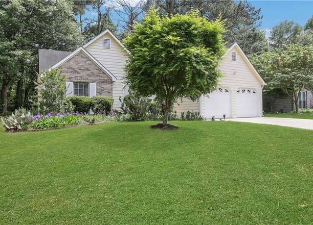 Property at 3001 Garland Dr SW, Marietta, GA 30008, 3 beds, 2 baths