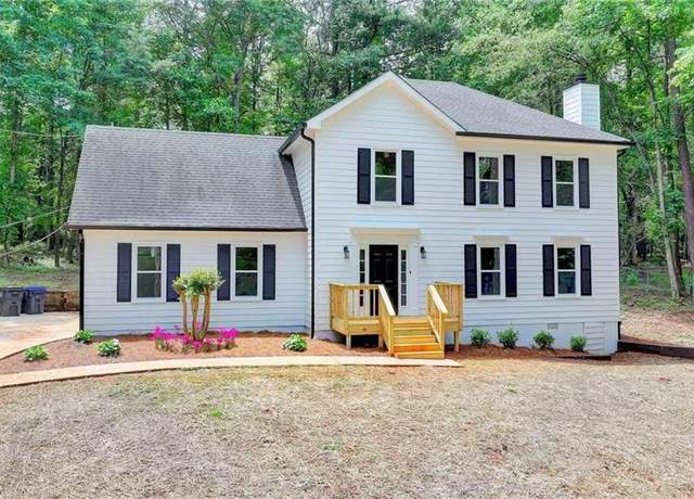 Property at 545 Woodrow Dr, Lawrenceville, GA 30043, 3 beds, 2.5 baths