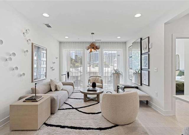 Property at 775 Juniper St NE #212, Atlanta, GA 30308, 1 bed, 1 bath