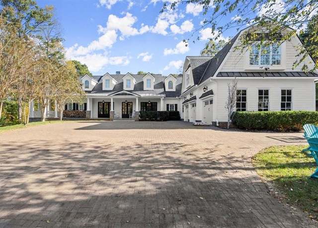 Property at 13535 Blakmaral Ln, Milton, GA 30004, 8 beds, 7 baths