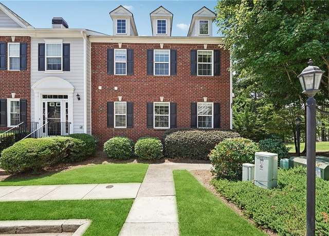 Property at 350 Eagle Tiff Dr, Sugar Hill, GA 30518, 3 beds, 2.5 baths