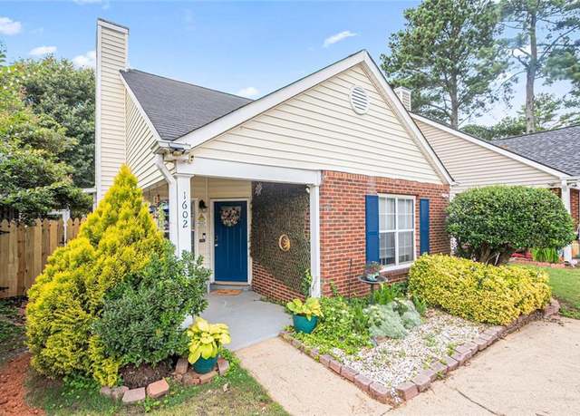 Property at 1602 Buckingham Place Pl, Woodstock, GA 30188, 2 beds, 2 baths