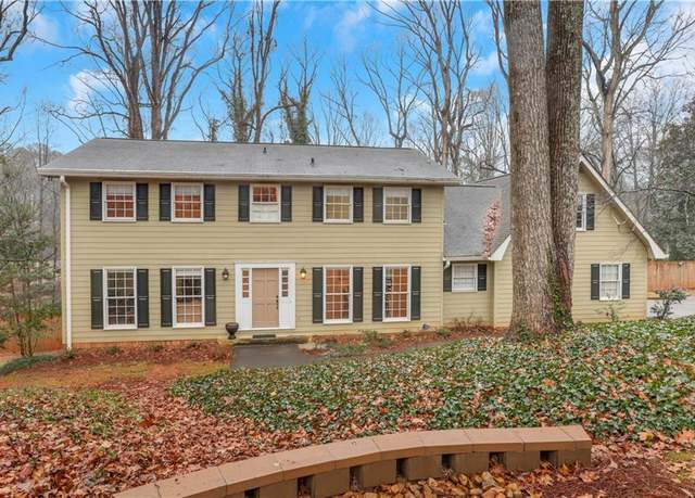 Property at 2225 Mountain Creek Dr, Tucker, GA 30087, 4 beds, 2.5 baths