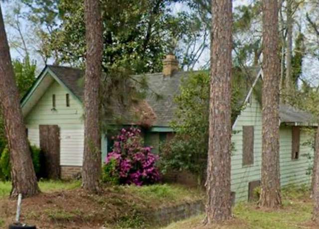 Property at 1195 Brentwood Ave, Macon, GA 31204, 3 beds, 2 baths