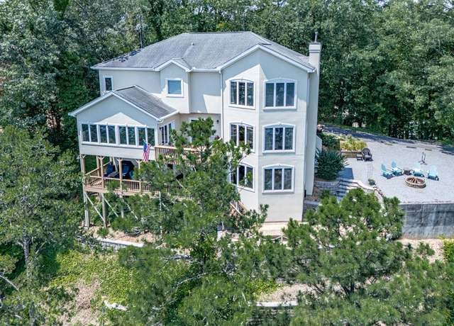 Property at 7560 Island Mill Rd, Acworth, GA 30102, 3 beds, 3.5 baths